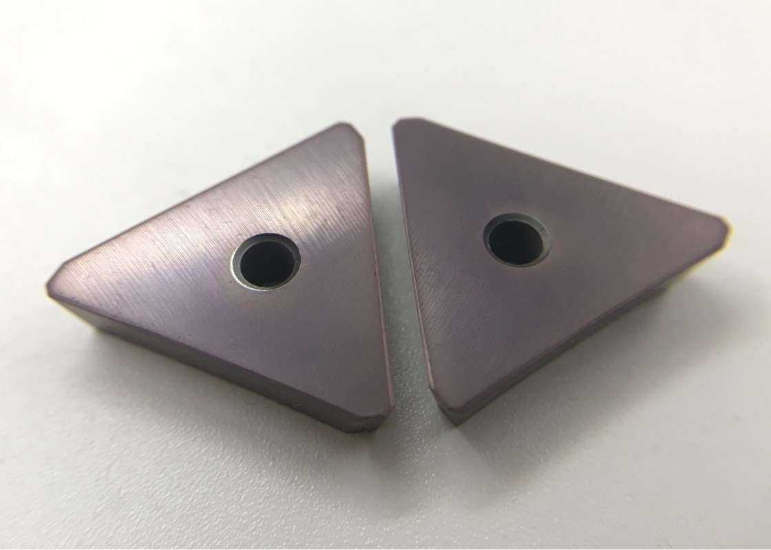 PVD CVD TPKN2204PDER Triangle Carbide Inserts For Roughing Face Milling