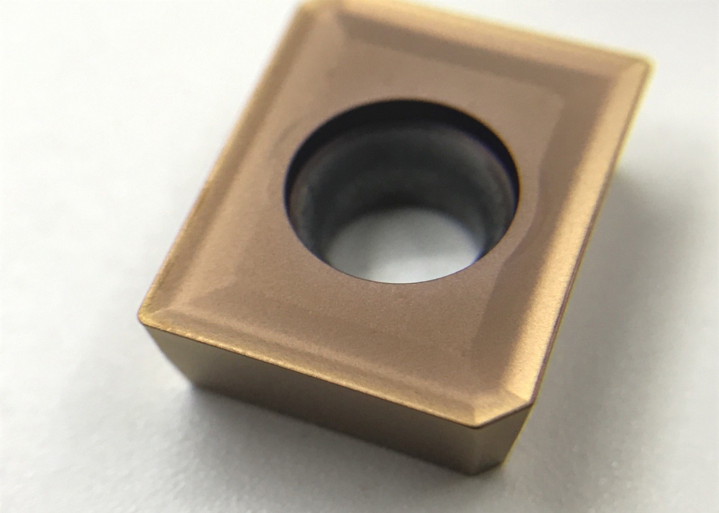 APKT150412PM Square Carbide Inserts For Corn Milling Cutter , ISO Standard