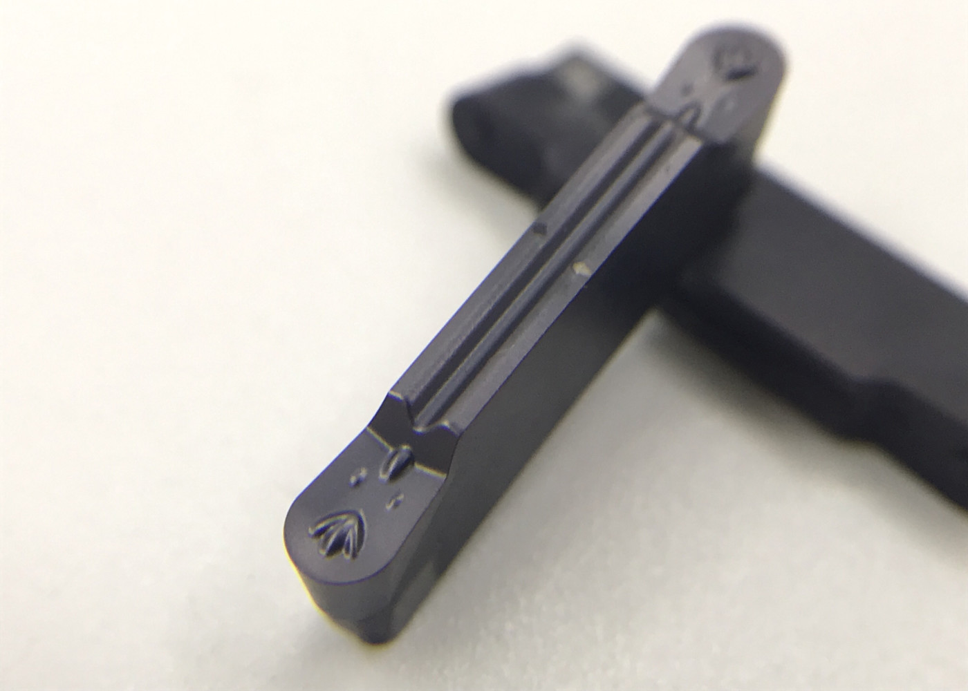 MRMN300 Pcd Grooving Inserts With R3 For Copy Turning & Grooving Of