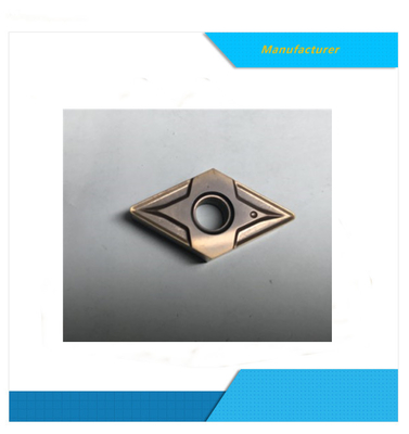 Ένθετα στροφής καρβιδίου dnmg150608-NN 92,6 HRC για τον τόρνο μετάλλων